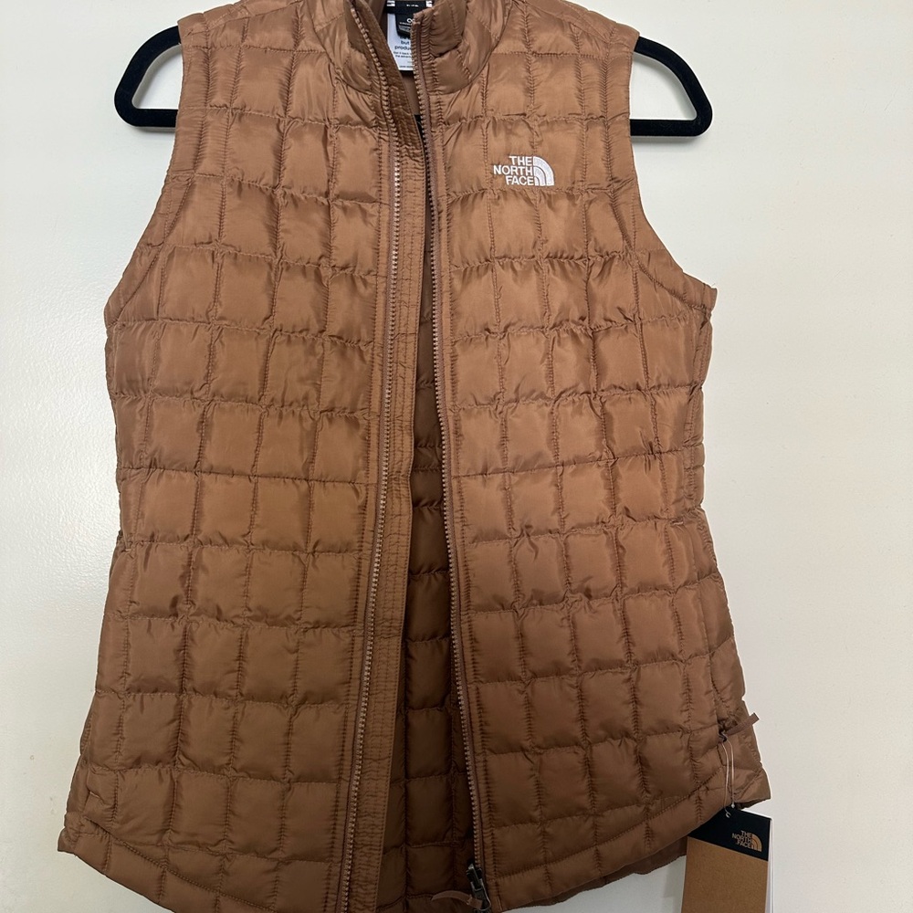 The North Face Women's Tan Quilted Vest